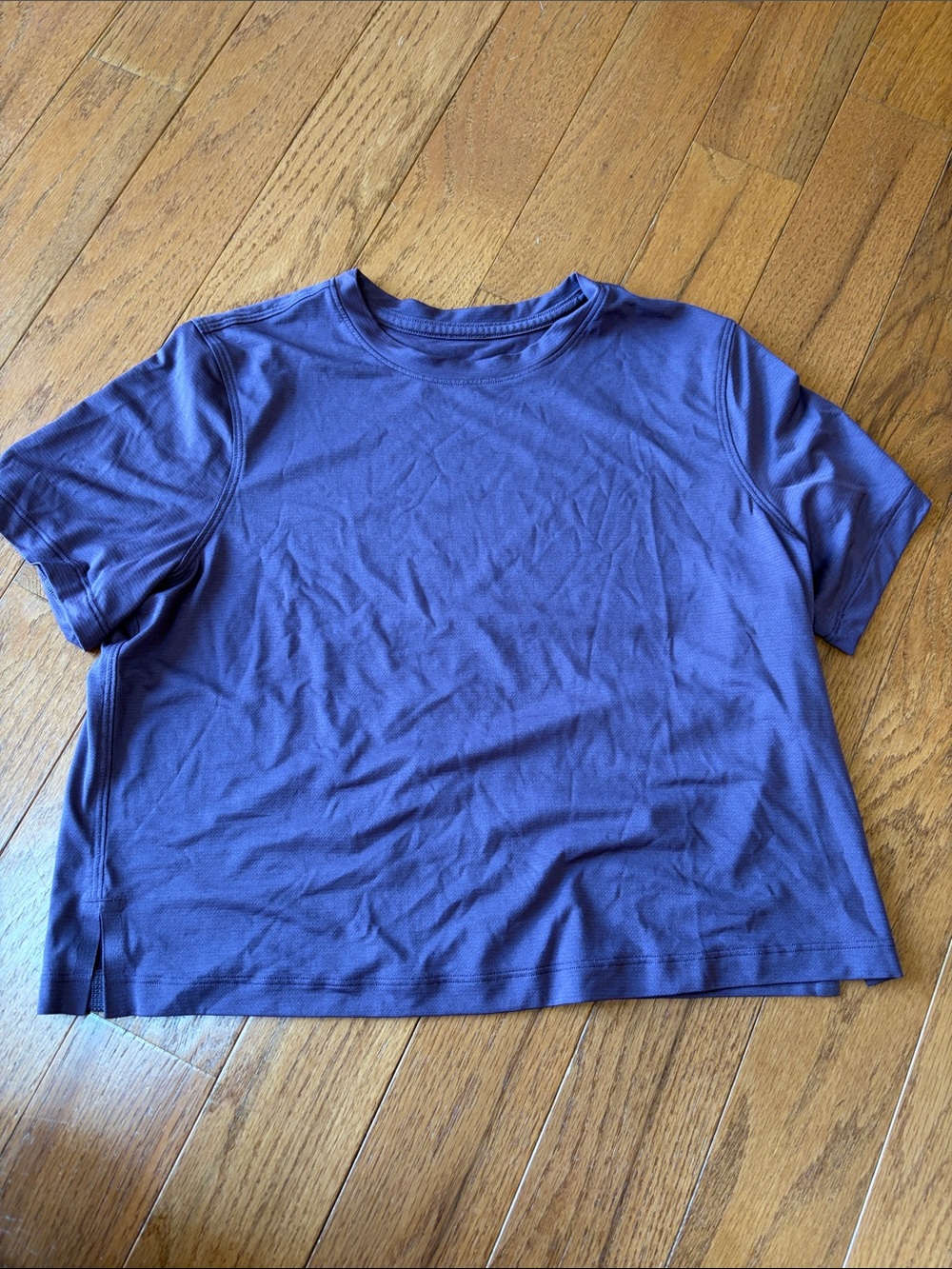 Lululemon lightweight tee
